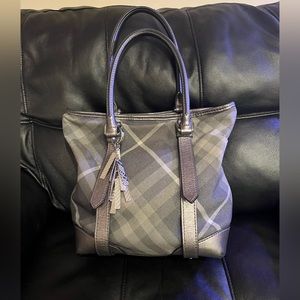BURBERRY Tote w/ Key Fob Charm Grey Shimmer Nova Check Shoulder Hand Bag